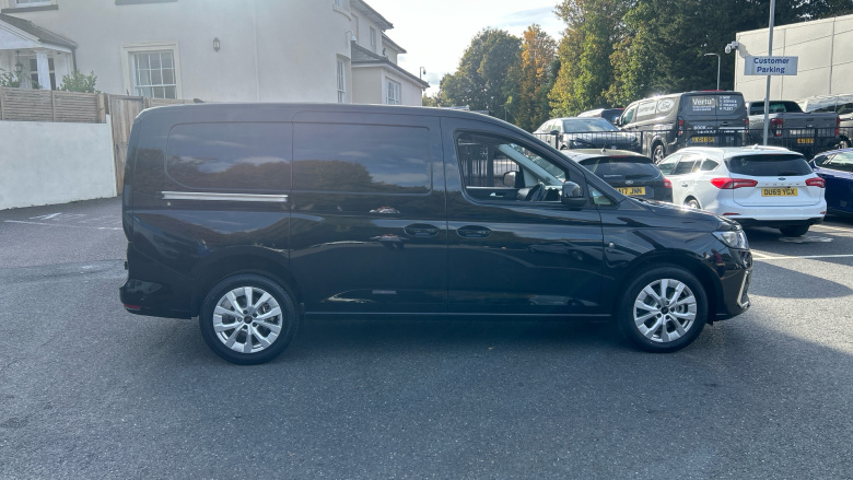 Ford Transit Connect 240 L2 Diesel 2.0 EcoBlue 122ps Limited Van Auto